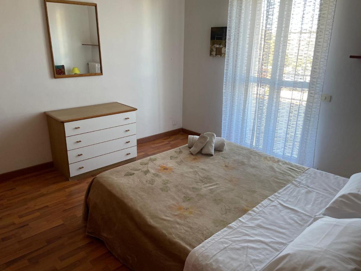 פסקרה Casa Vacanze Stazione מראה חיצוני תמונה