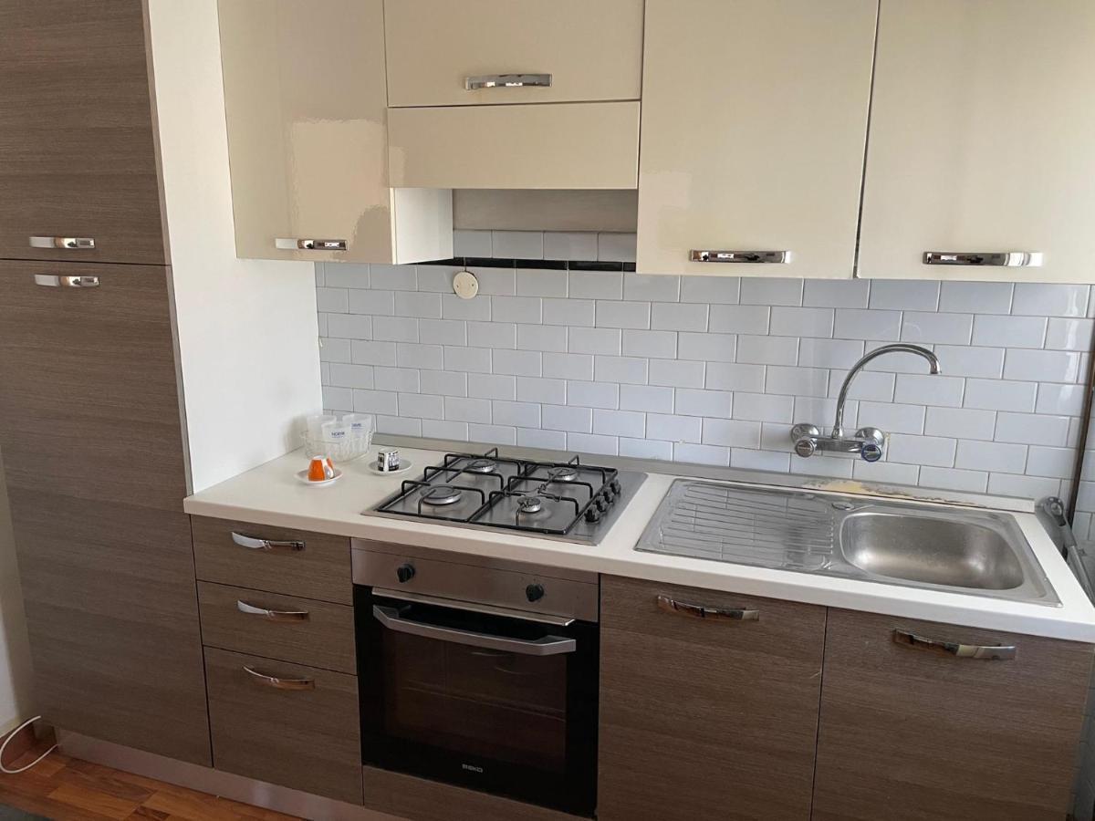 פסקרה Casa Vacanze Stazione מראה חיצוני תמונה